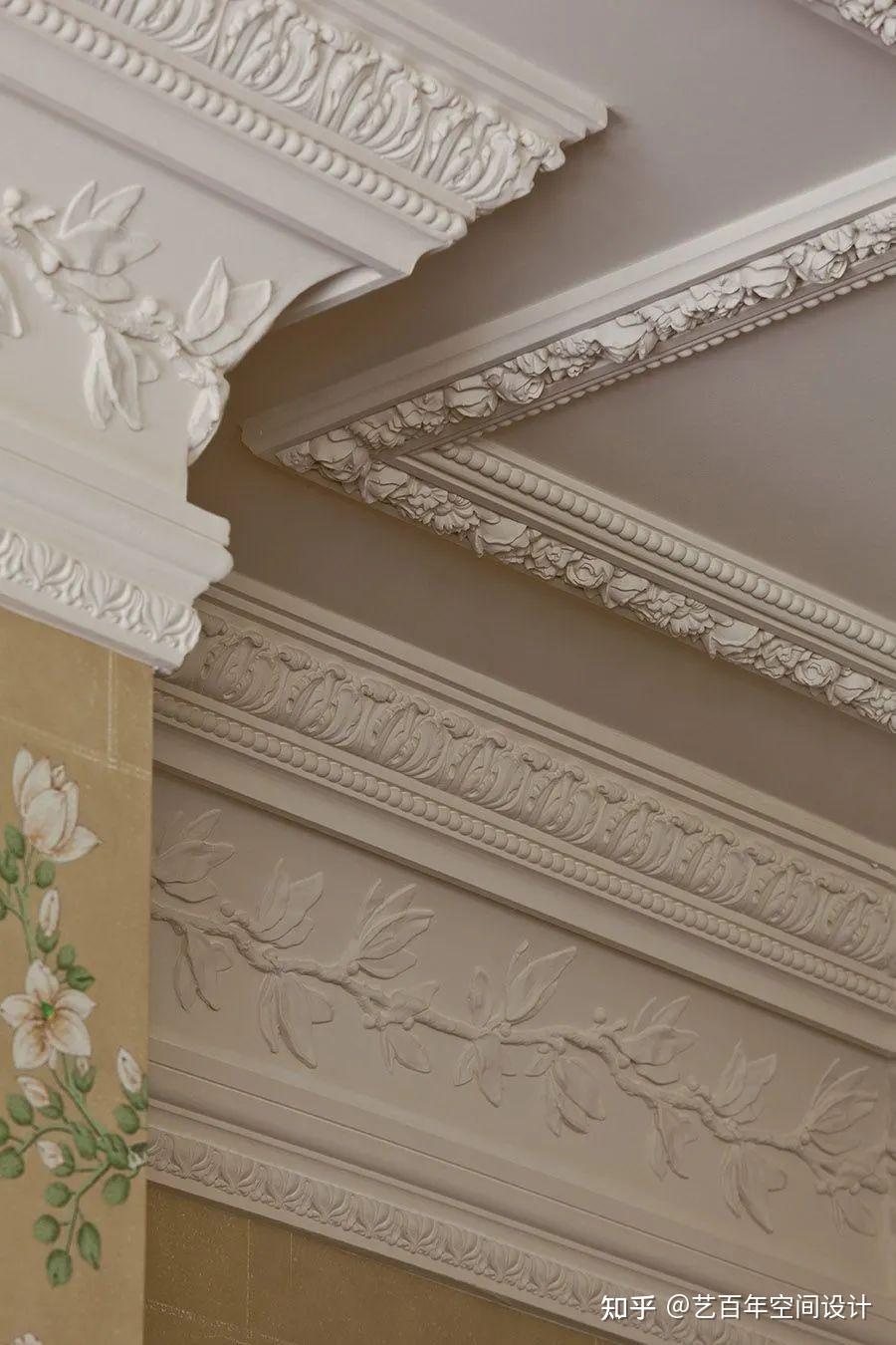 石膏线条分为两种,一种是专用于天花板的,另一种则是用于墙面.