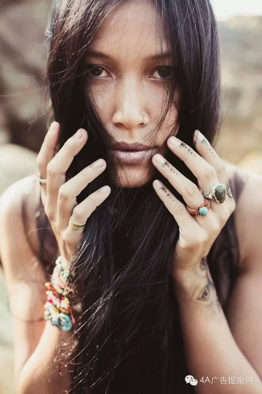 29岁女摄影师穷游37个国家只为拍摄世界上最美的女人