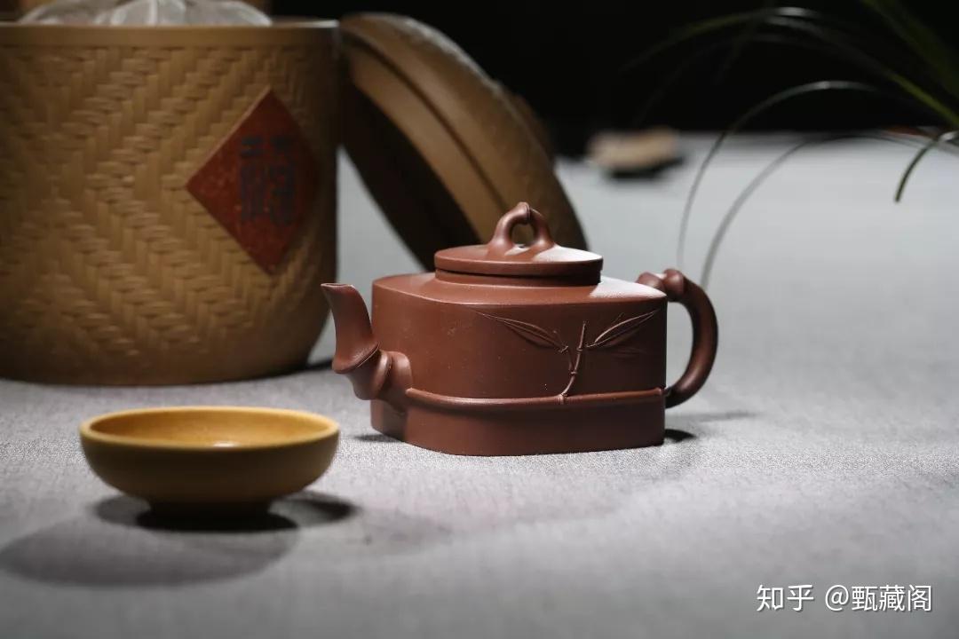 古竹 筆筒 茶合 漢文花刻 中国美術 古竹 筆筒 茶合 漢文花刻 中国美術