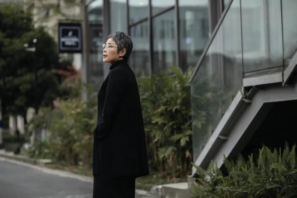 从 三角花屋 到 荷维式 劳姐和她的 千城万店 知乎 从 三角花屋 到 荷维式 劳姐和她的 千城万店 知乎