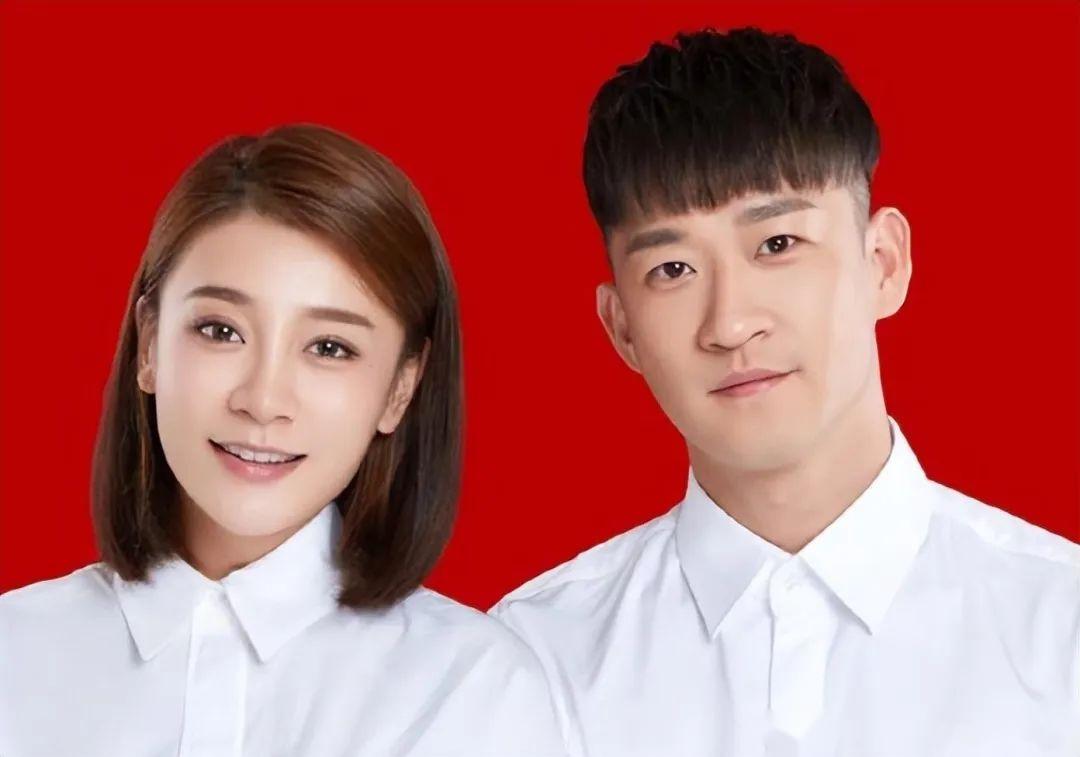 曹云金突然晒一家三口合影,疑与前妻复合!