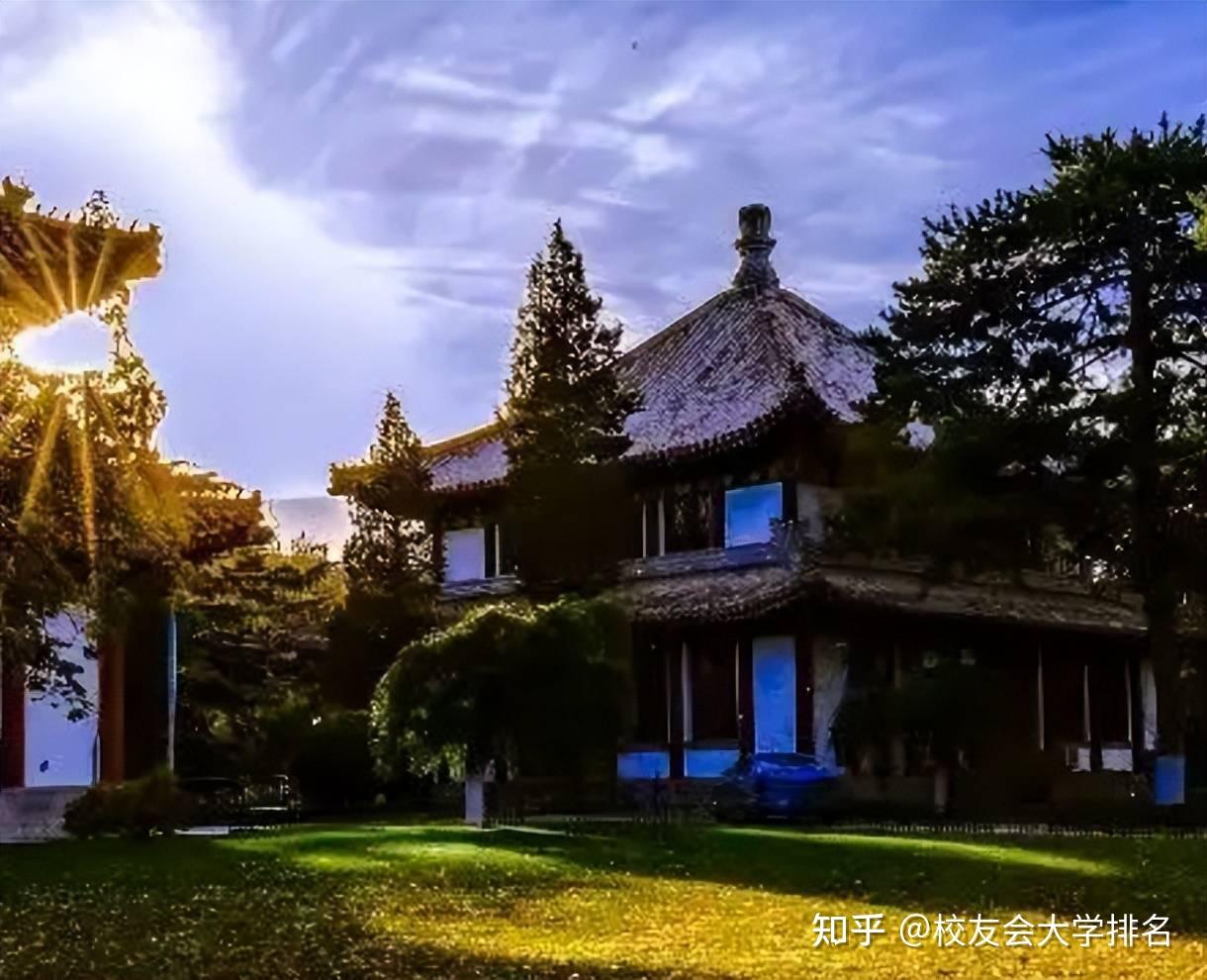 校友会2024益阳市大学排名湖南城市学院湖南工艺美术职业学院雄居榜首