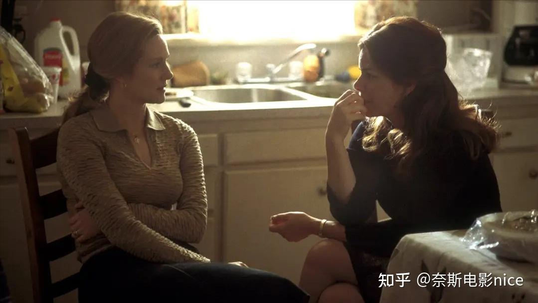 电影《神秘河》,一部被低估的悬疑片,少女遇害揭示了什么?