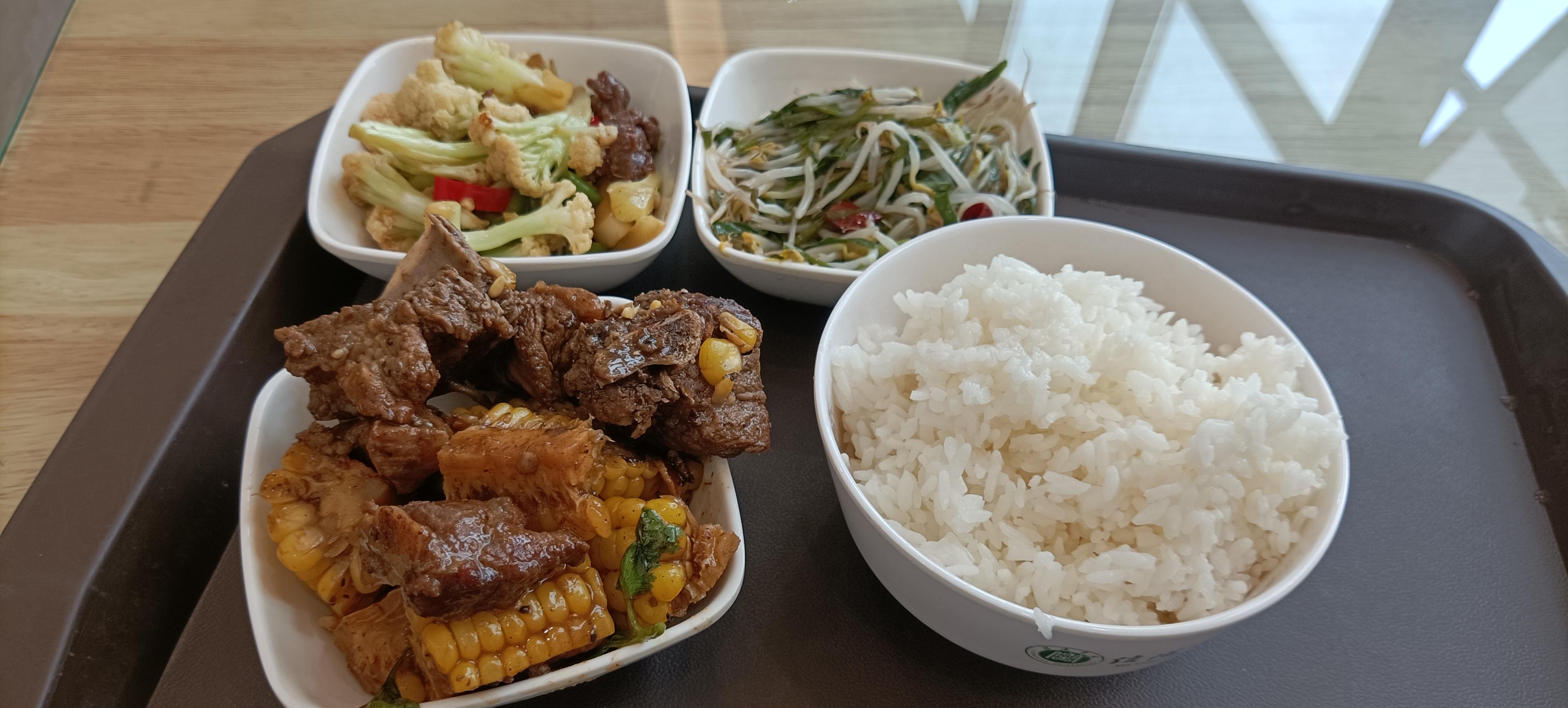 信阳学院 学生食堂 伙食怎么样?
