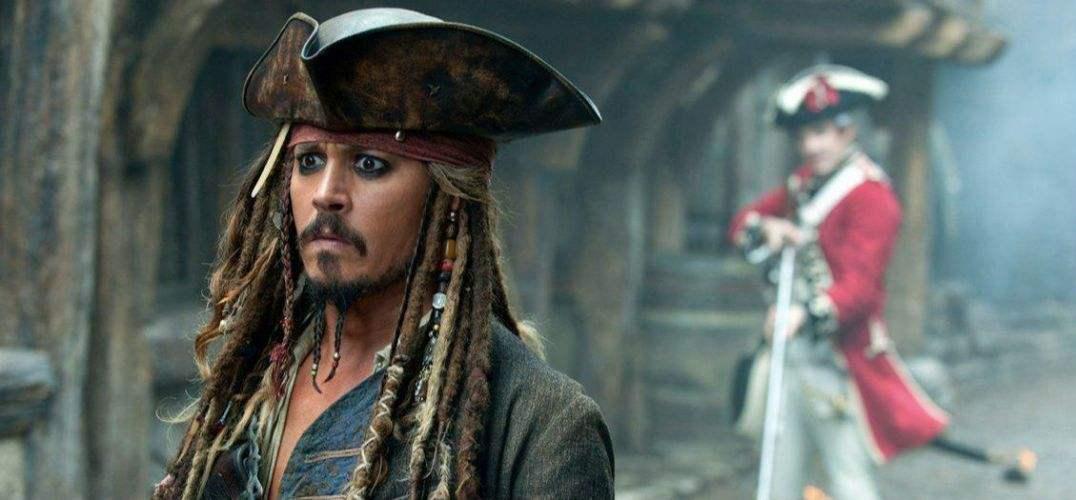 制作一顶杰克船长的海盗三角帽