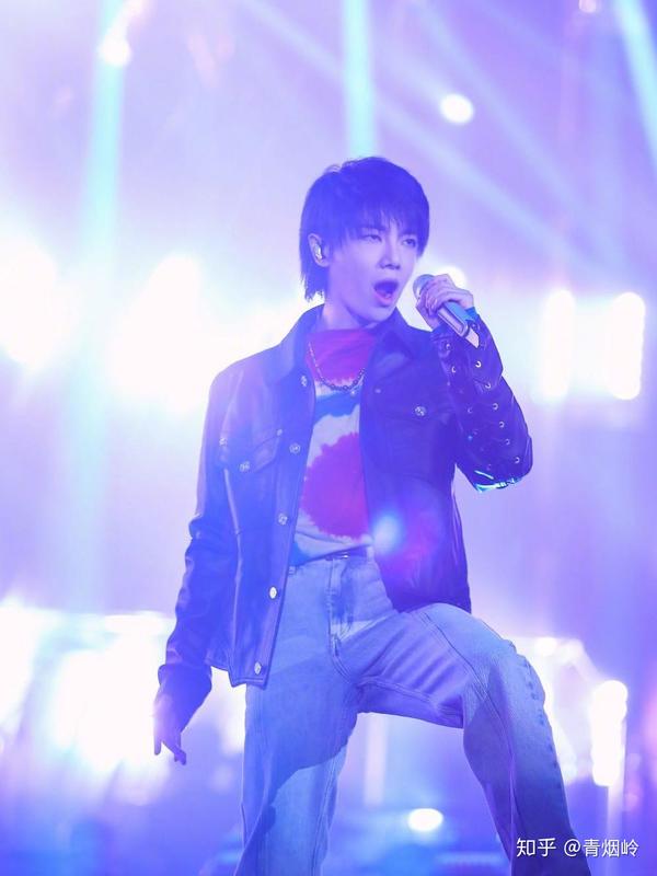 歌手当打之年 最具争议的一期 周深夺冠遭吐槽 袁娅维被淘汰 知乎