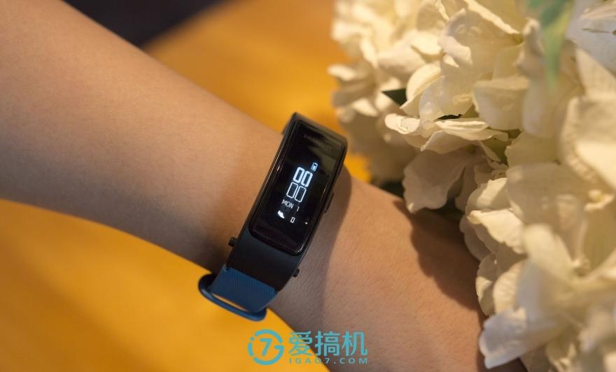 青春的颜色华为手环b3青春版图赏