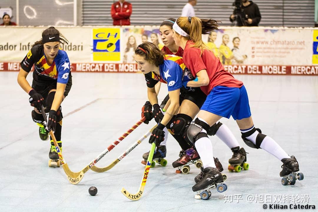 双排轮滑曲棍球精彩图片及视频一览