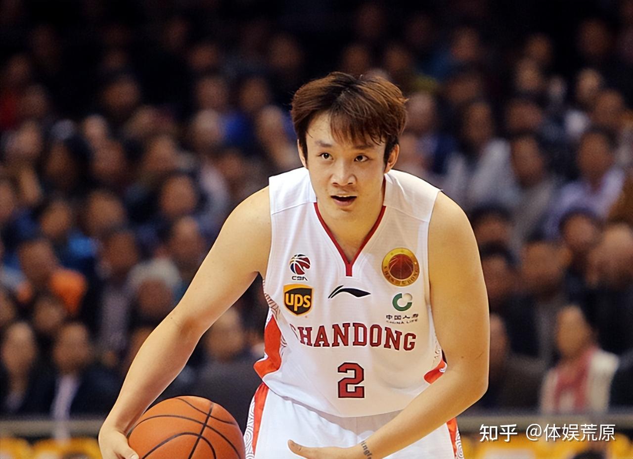 因为一年级的球员表现相当亮眼,自然就压缩了其他球员的发挥空间,刘东