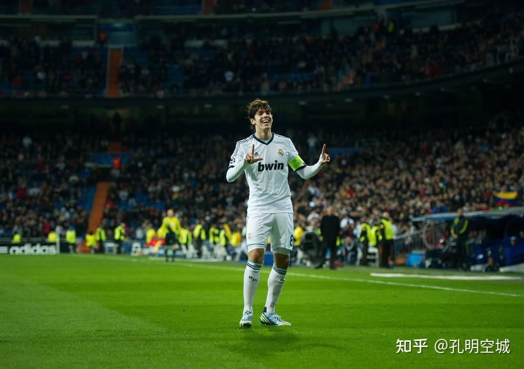 卡卡:伤病缠身,唏嘘叹惋