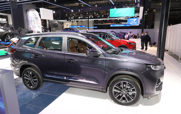 2021上海车展:奇瑞瑞虎8plus混动版亮相