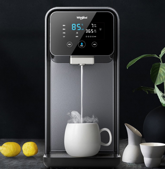 与奥运冠军的同款热水总有一台适合你的即热饮水机