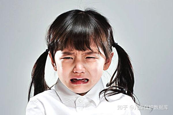 了家里值钱的东西,在寻子的每一天,心如刀绞的他都在自责和伤心中度过