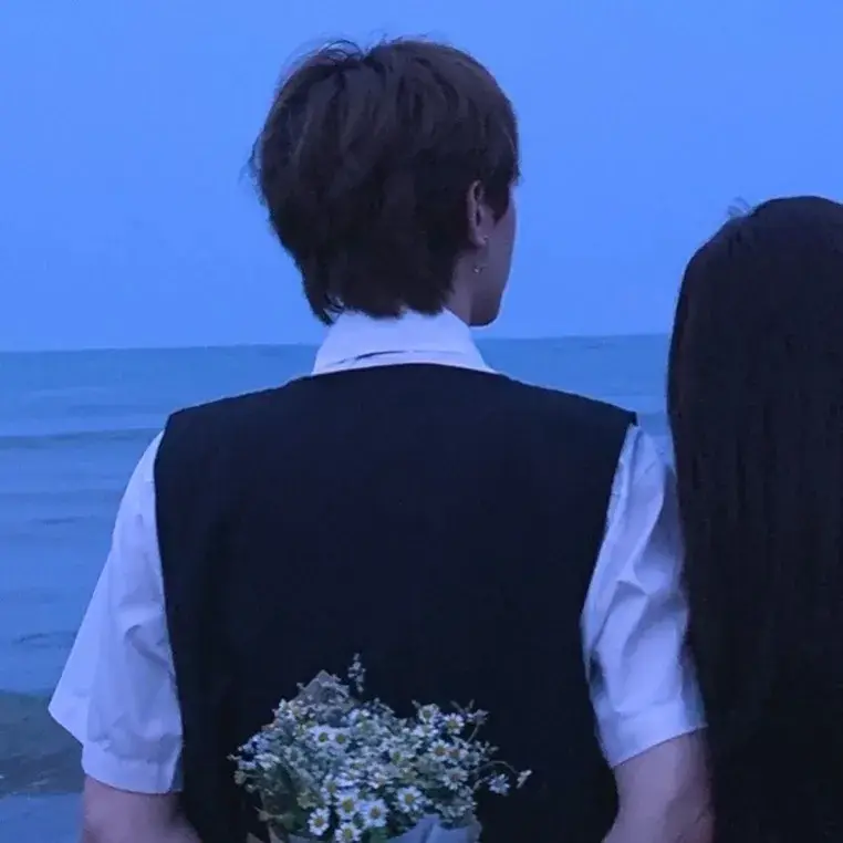 一些超级特别又好看的情侣头像,共190张-最好看的情侣头像动漫一人一半