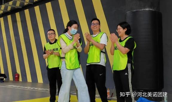 【美诺项目分享】99乘法表 | 拓展团建趣味办公室聚会破冰热身小游戏 - 知乎