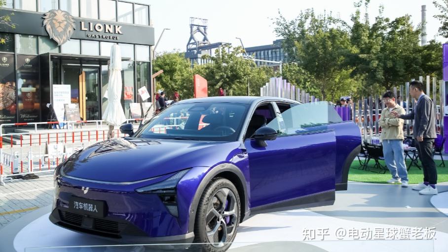 极越甩掉激光雷达!纯视觉noa开跑中国,抢先特斯拉fsd