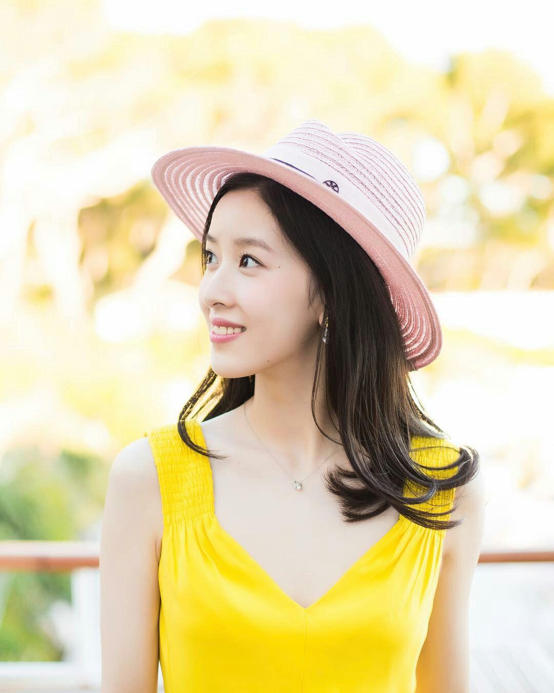 奶茶妹妹章泽天和刘诗诗谁更美?为什么?