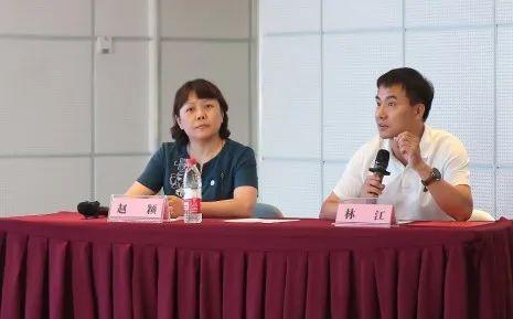 厉松,中华口腔医学会社区口腔医疗分会主任委员牛光良等领导,专家出席