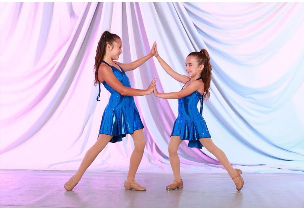 维基百科美国00后天才少女舞蹈家kayceerice的个人资料