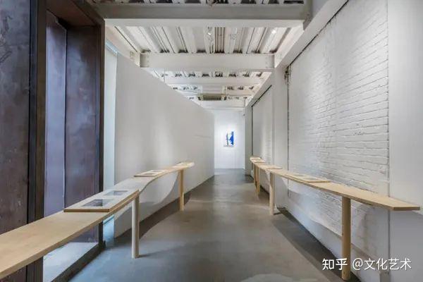 白盒子现场 | 正在展出谭坦个展《浪漫诗》 - 知乎