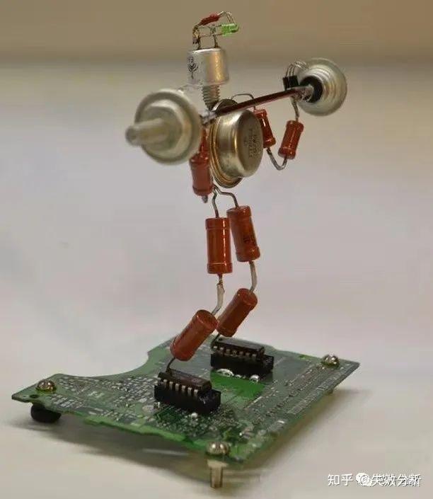 电子元器件创意作品,附带高清原图