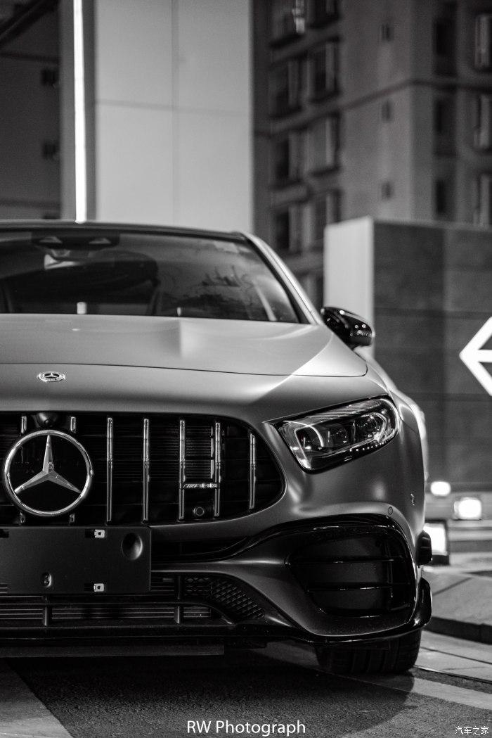 朝车地带夜拍奔驰amga45s4matic