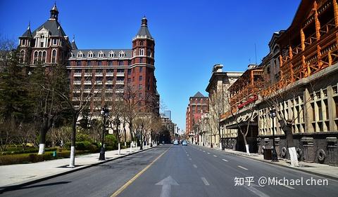 天津市中心城区,是一个以由南向北并列着的马场道,睦南道,大理道,常德