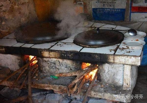 2022年元旦新年送女朋友什么礼物好冬季热水袋暖水袋