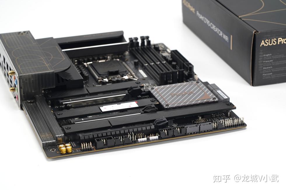 华硕proartz790主板proart4080显卡德商德静界800fx机箱打造酷黑静音