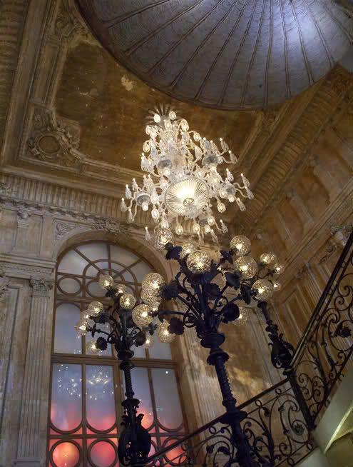 当巴卡拉水晶宫遇见鬼才设计师