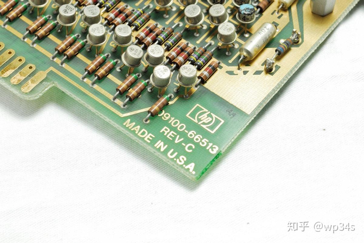 电与磁的极致艺术~1968年的HP9100A晶体管计算器(机)-2