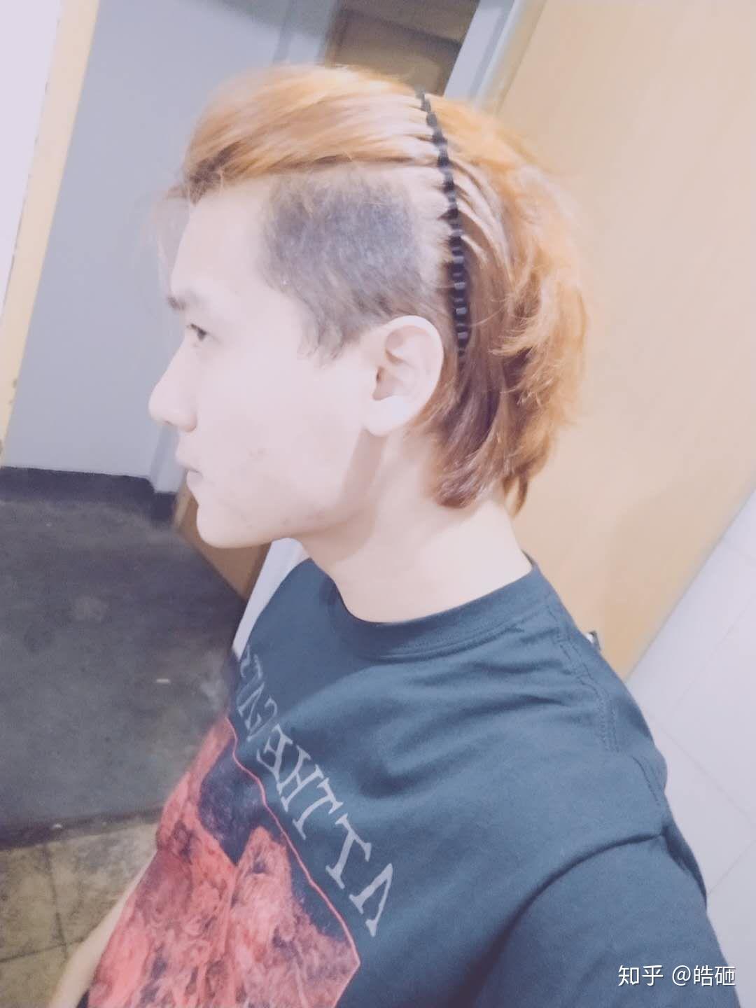 男生留长发两边到底要不要剃