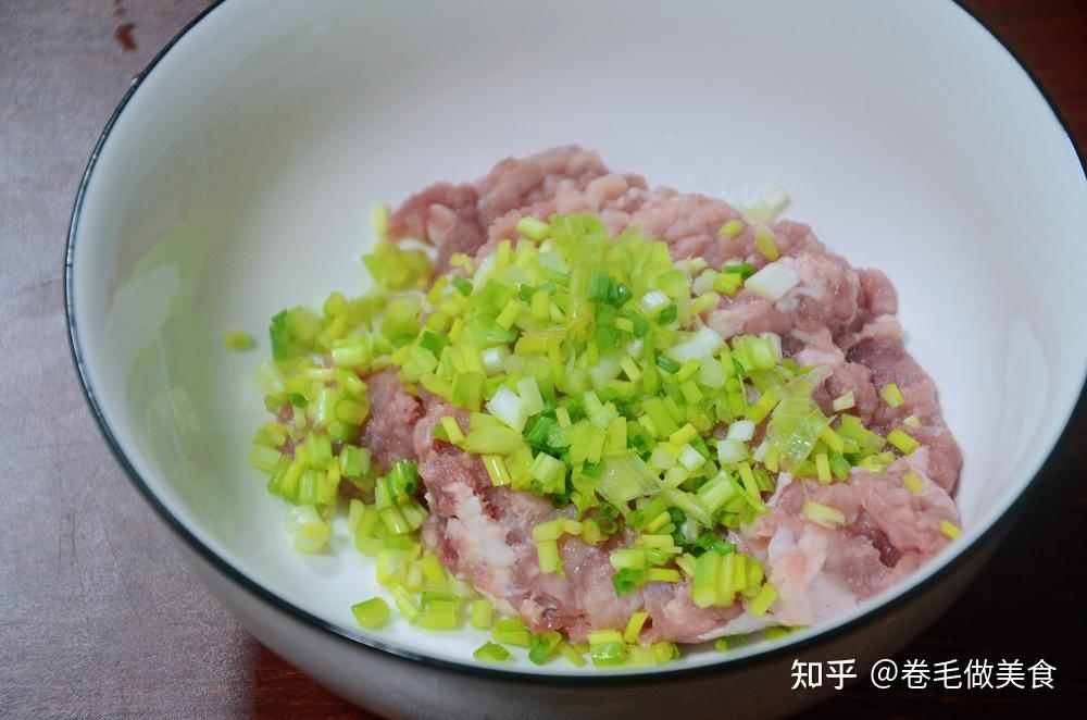 西葫芦和茄子能不能一起炒 v2-871fd53ad01e51fc5be73a6f4635658d_r.jpg
