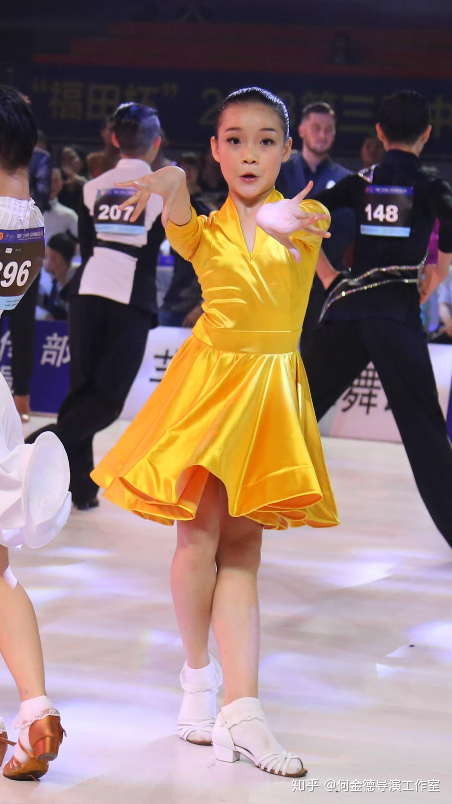 小星百科何向晴少儿拉丁舞冠军2018福田杯10岁精英组冠军多图