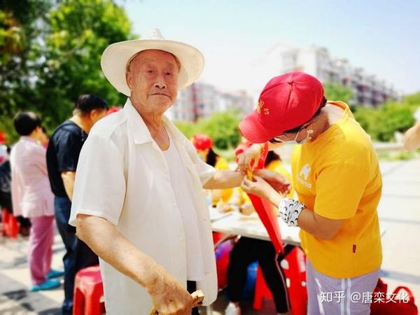 傳遞正能量為愛發聲 天津靜海:端午節黃手環行動關愛老人 為紀念中國