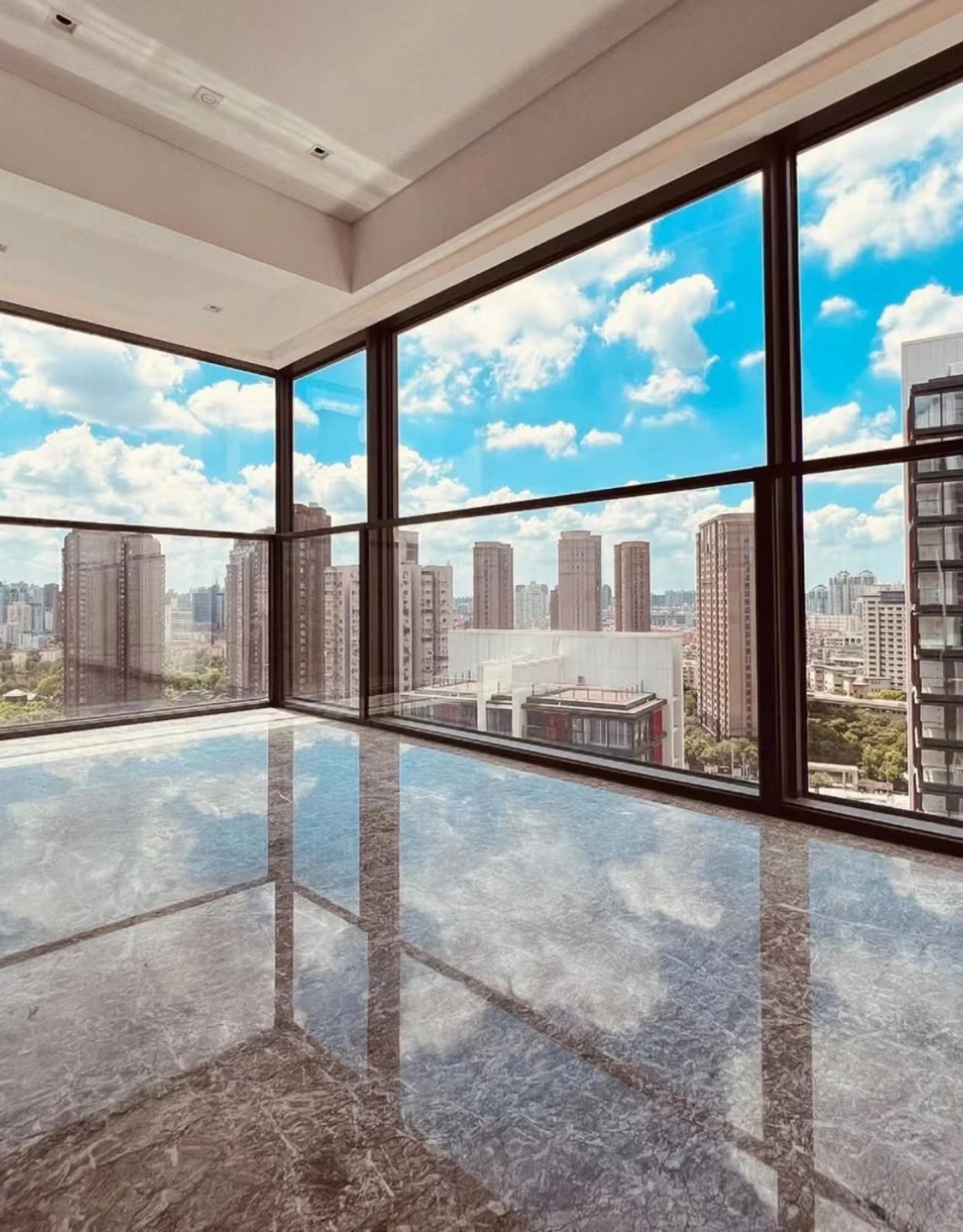 总价约1000万起!静安内环内【中兴路一号】三期建面约77~106㎡1~2房!均价13.75万/㎡! - 知乎
