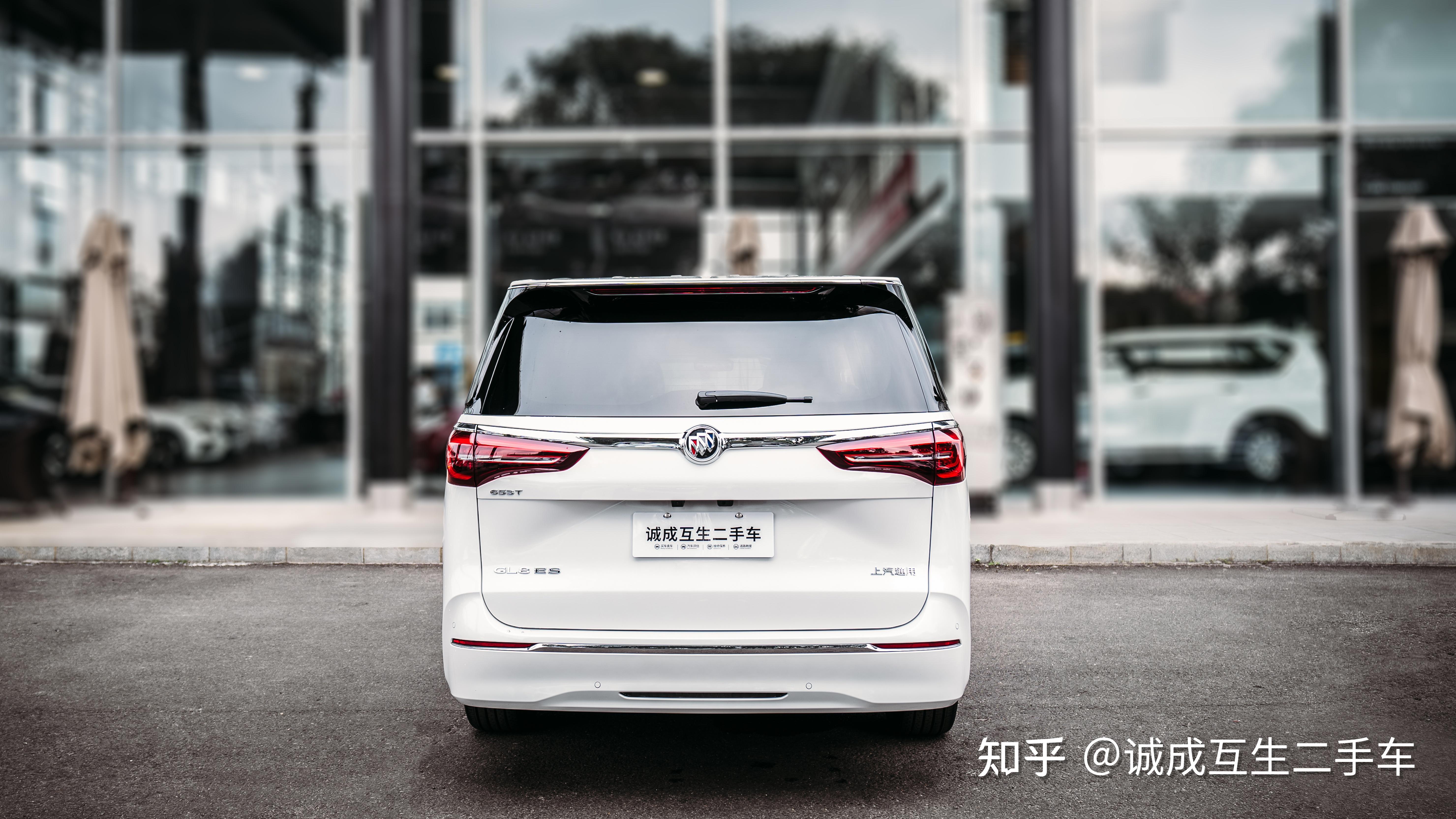 商务家用通吃的豪华mvp别克gl8es陆尊653t豪华型