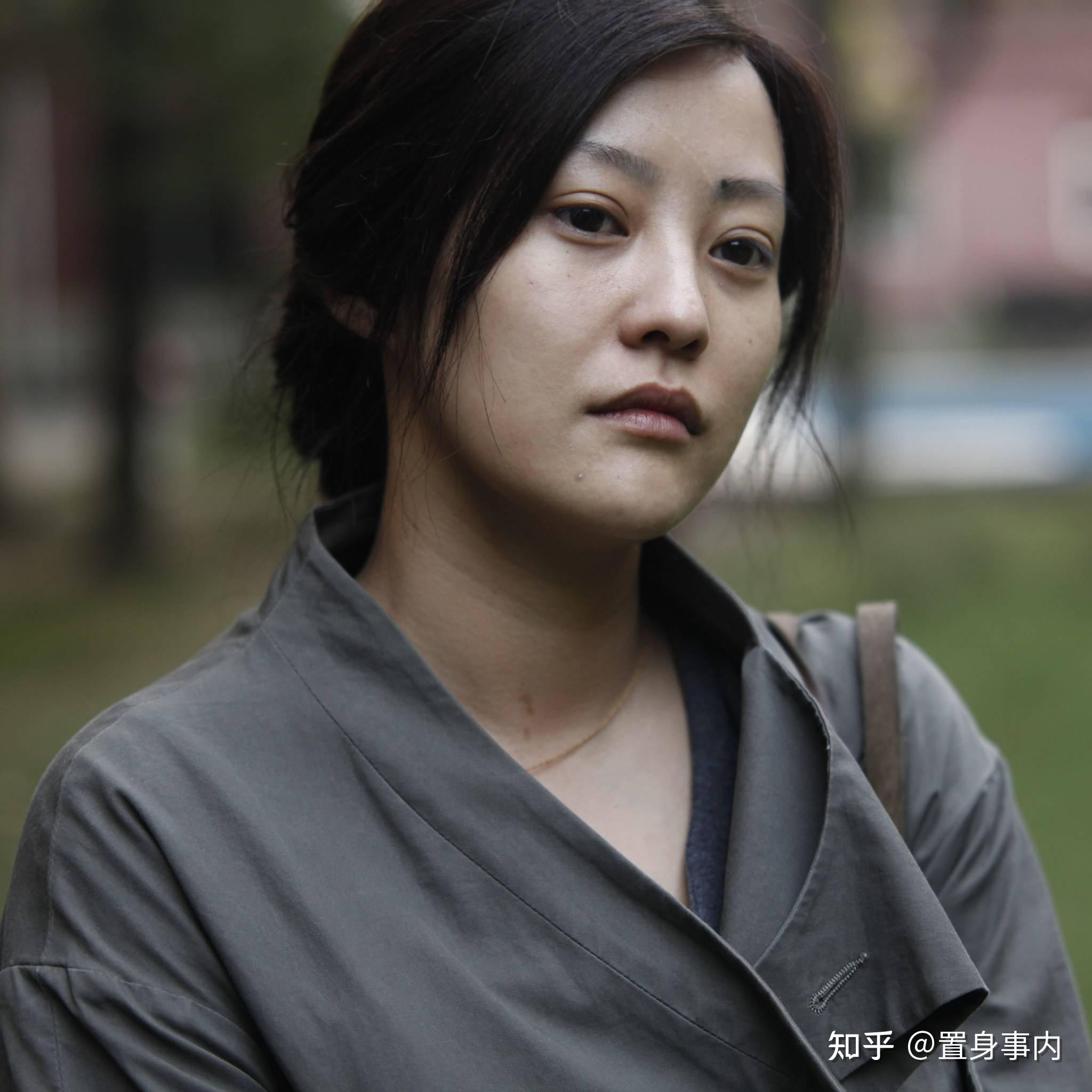 演员郝蕾：与邓超分手后抑郁，经历两段失败婚姻，今44岁活出精彩 - 楠木轩