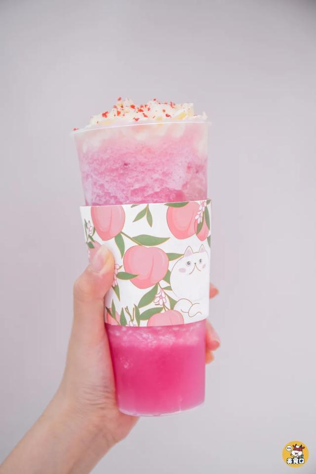 一杯清新,把桃桃喝进肚子里