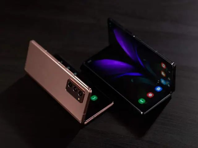 三星galaxy z fold 2 5g