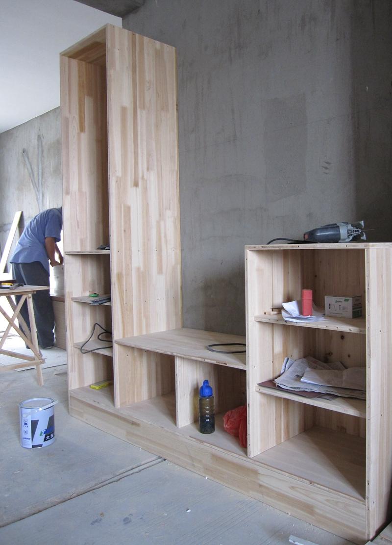 07年施工 - 现场木工打家具