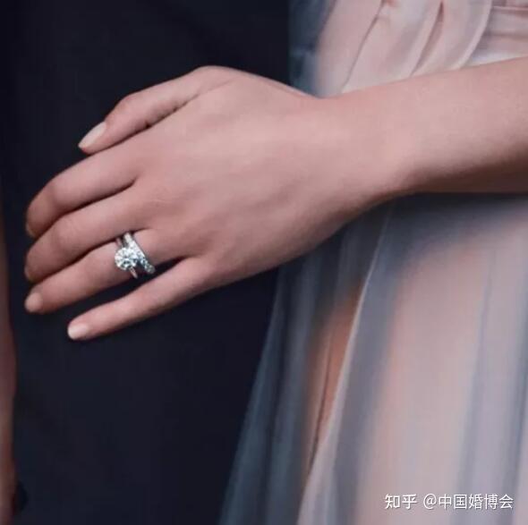 訂婚戒指求婚戒指結婚戒指不一樣嗎戒指的挑選與戴法指南