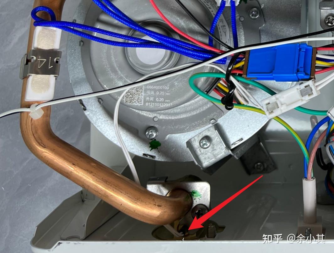 《干掉热水器云评测》(三)拆解林内国产热水器c08w系列-林内热水器