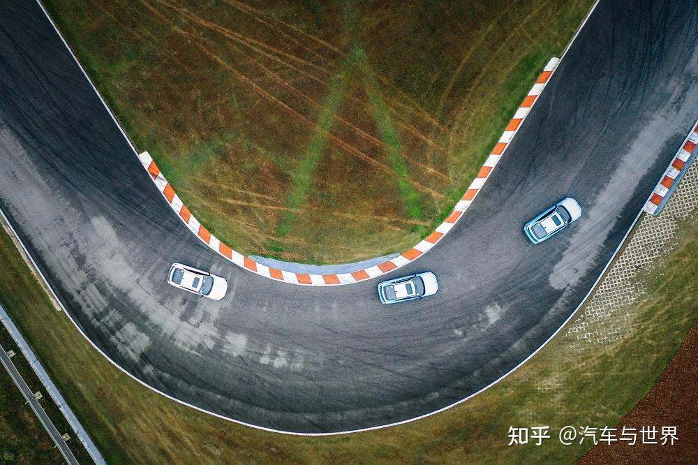 赛道钢炮珠海赛车场试驾全新elantran