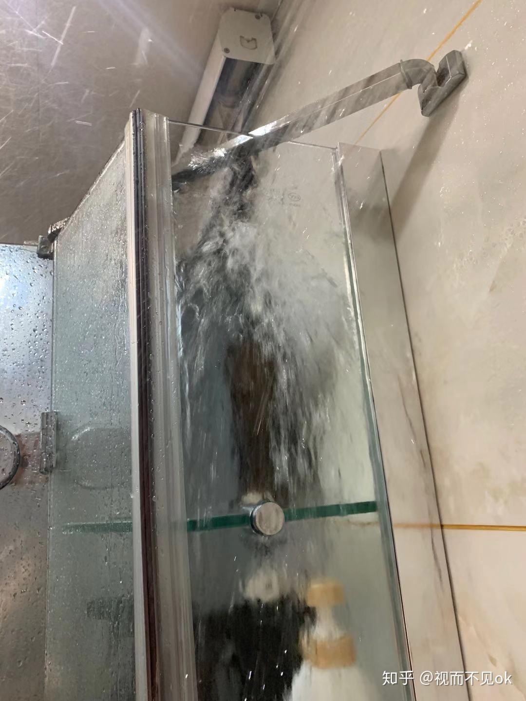 如何去除玻璃上的水垢 - 绵柔百科知识