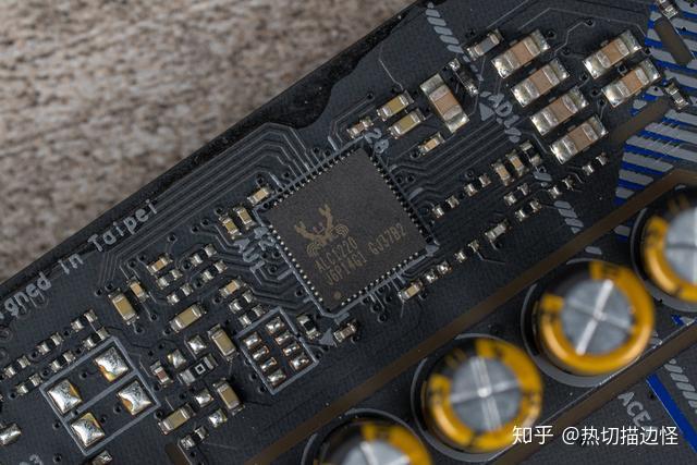 (华邦)的 25q256jweq,这颗是 bios rom,用于存储 uefi,agesa 模块