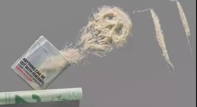 美国"鸦片危机":嗑太多芬太尼,大街上遍地「行尸走肉」