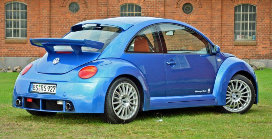 身为大众汽车的第一款产品,甲壳虫是真正的国民之车,在超过半个世纪的