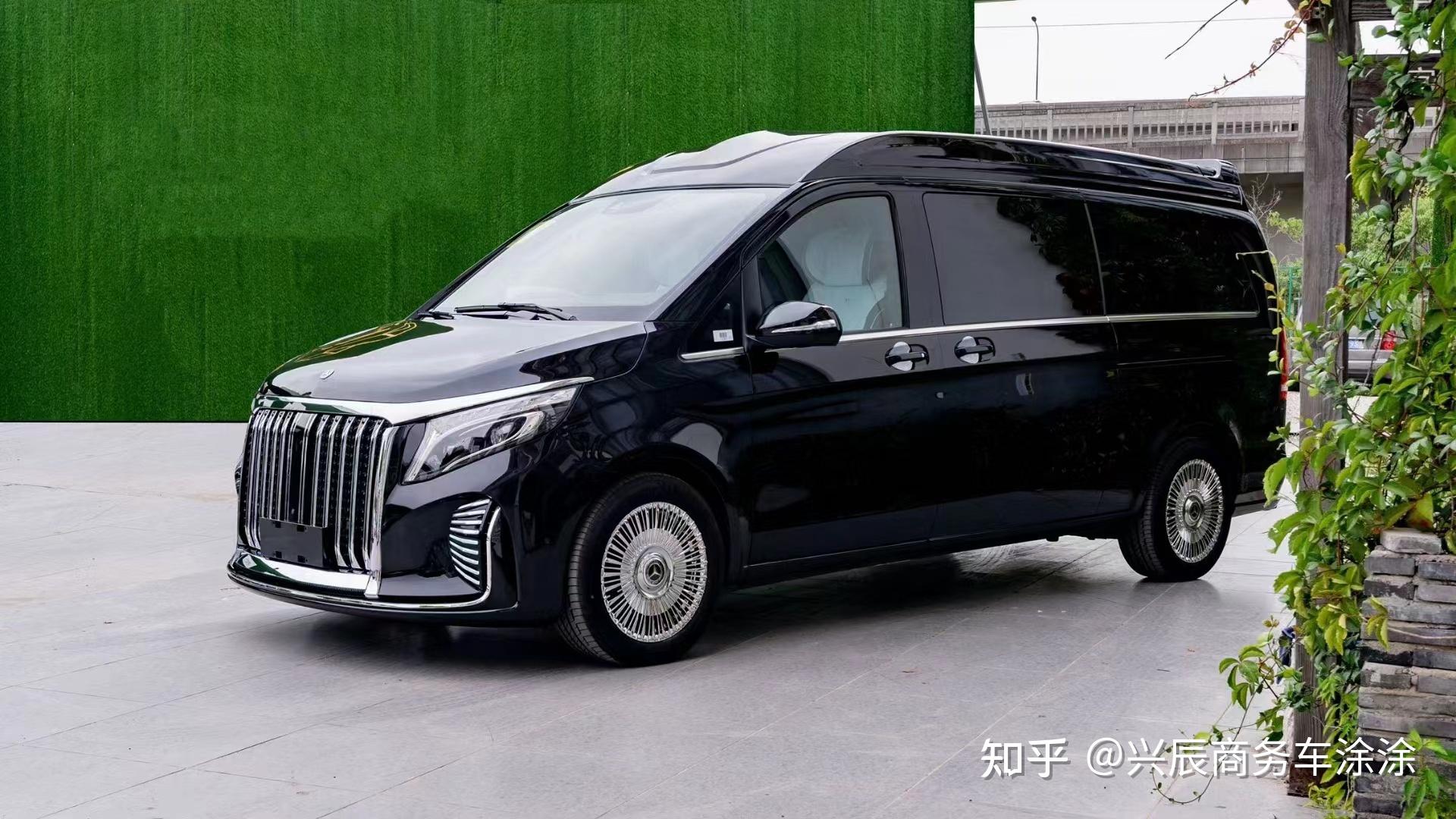 奔驰v级高顶七座豪华mpv,80来万的价格,你买奔驰还是埃尔法?