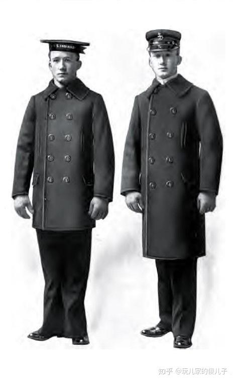 edward)穿上海军服前往英吉利海峡群岛,从而普及了海军大衣的儿童潮流